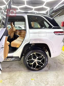 جيب جراند شيروكي